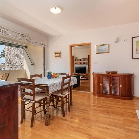 Apartment Bruno Трогир Екстериор снимка