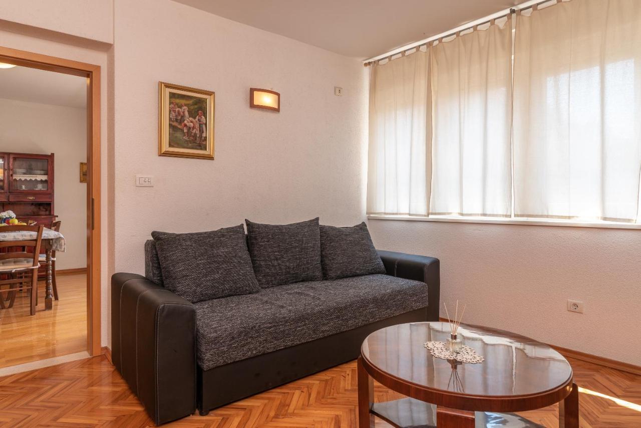 Apartment Bruno Трогир Екстериор снимка