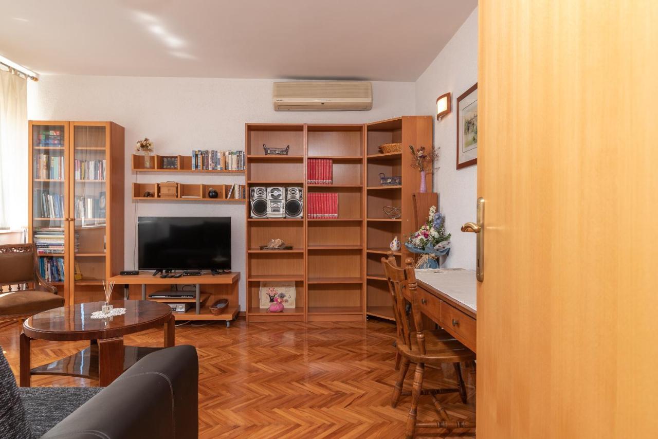 Apartment Bruno Трогир Екстериор снимка