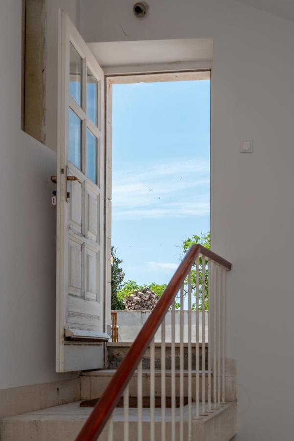 Apartment Bruno Трогир Екстериор снимка