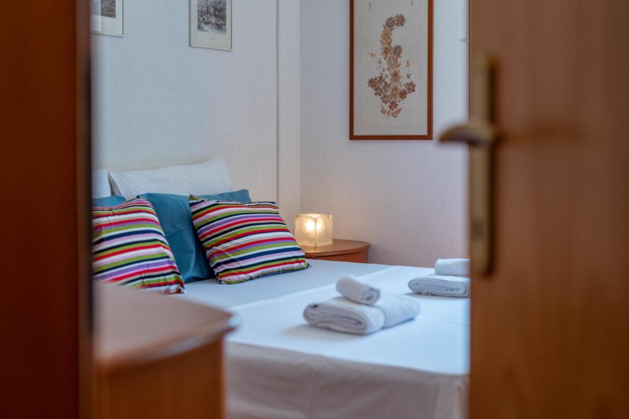 Apartment Bruno Трогир Екстериор снимка