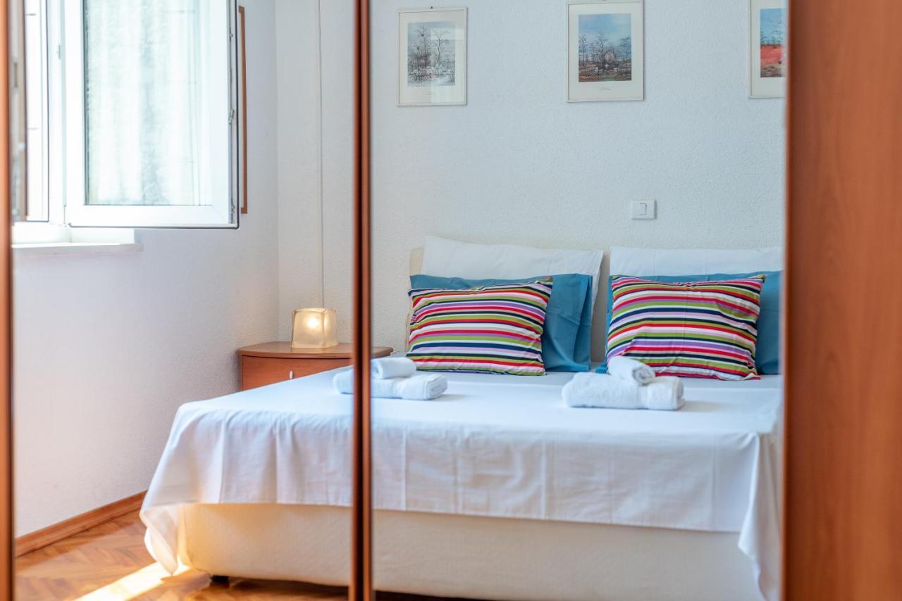 Apartment Bruno Трогир Екстериор снимка